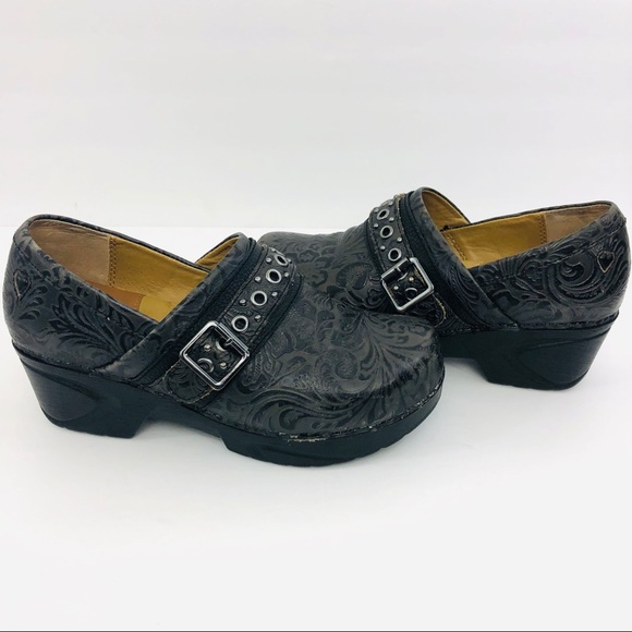 nurse mates chelsea clogs